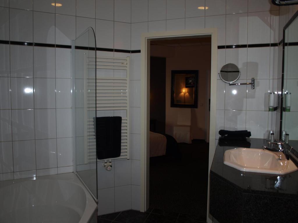 Hotel Pommerloch Quarto foto